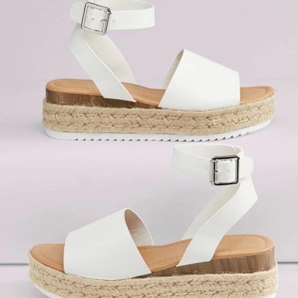 Sandals - Picture 7 of 7